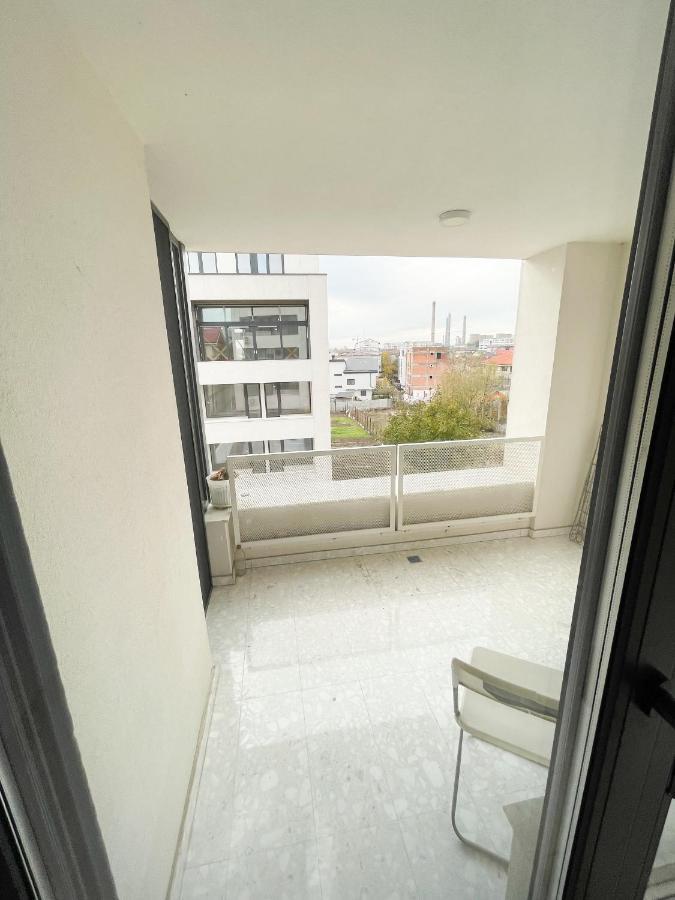 Warm Hotel Apartment Bucarest Exterior foto